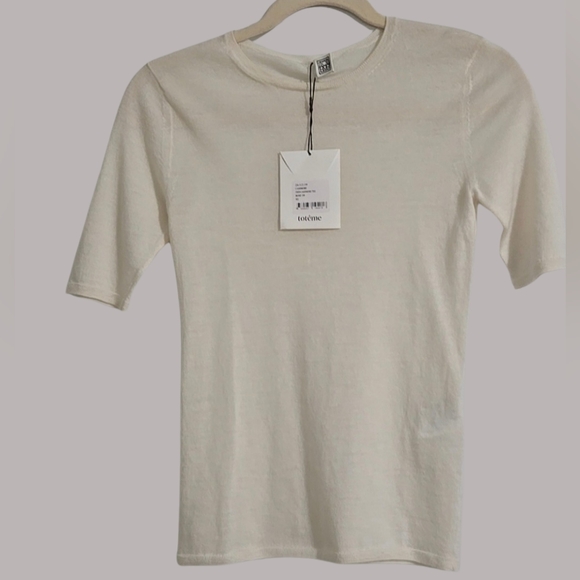 Toteme Tops - Toteme Thin 100% Cashmere T-Shirt in Bone Sz XS NWT